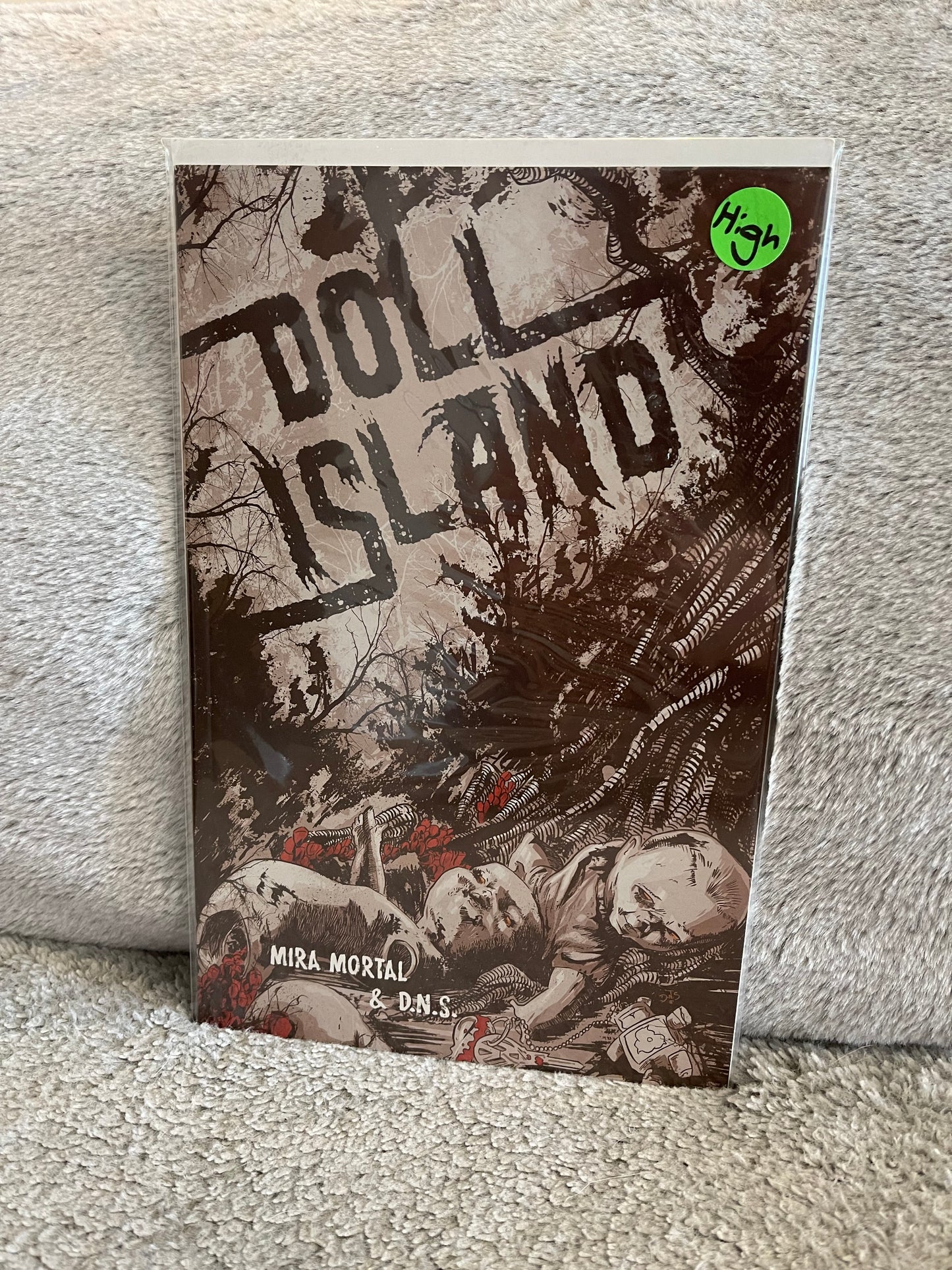 Doll Island 1 One-Shot (2020)