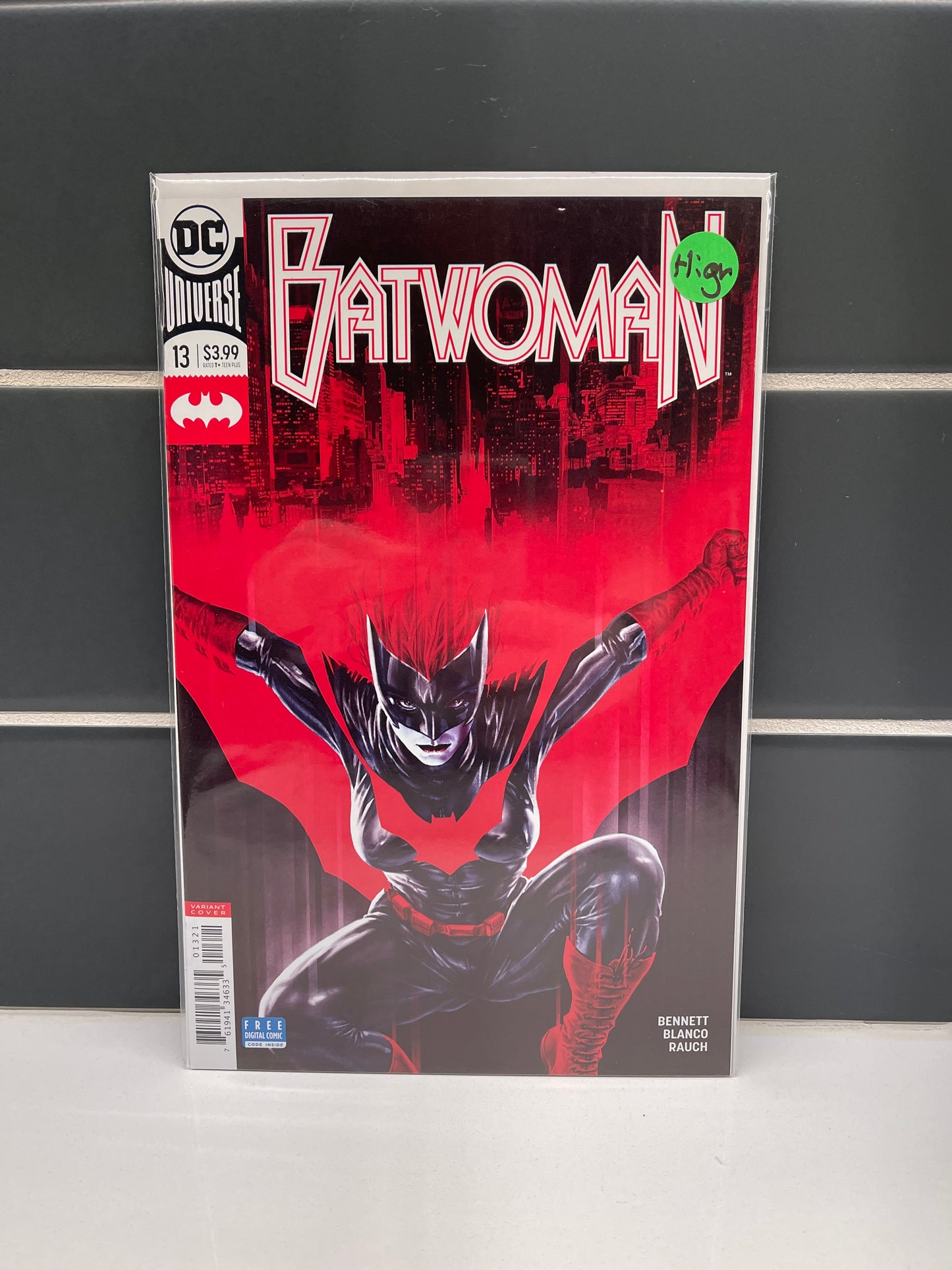 Batwoman 13 Bermejo Variant (2018)