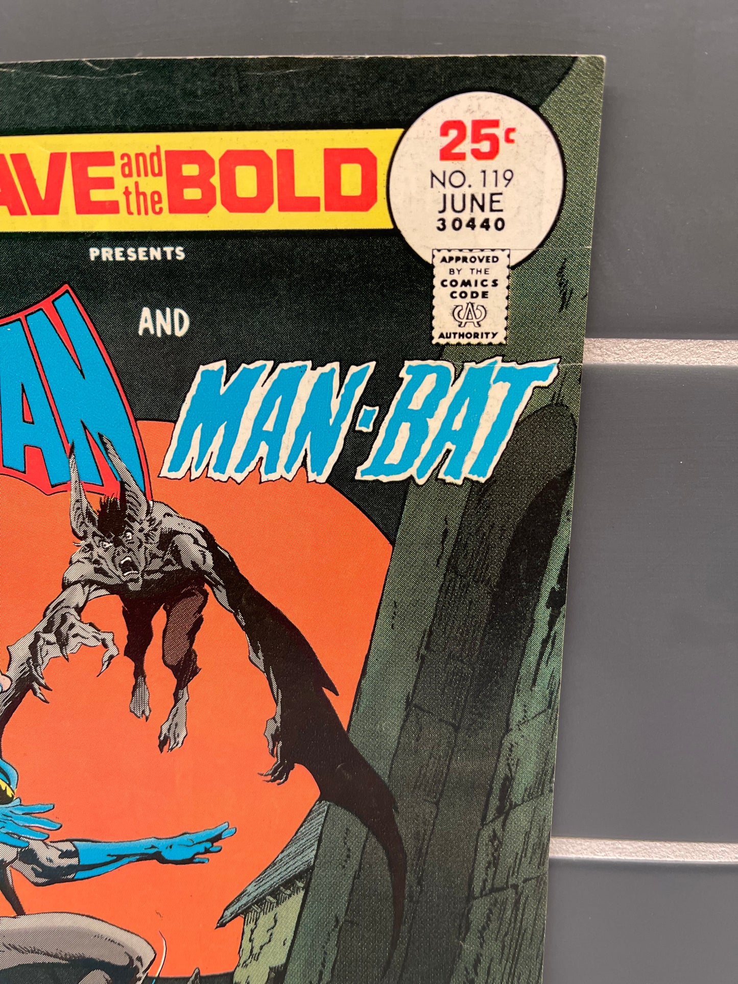 Brave and The Bold 119 (1975)