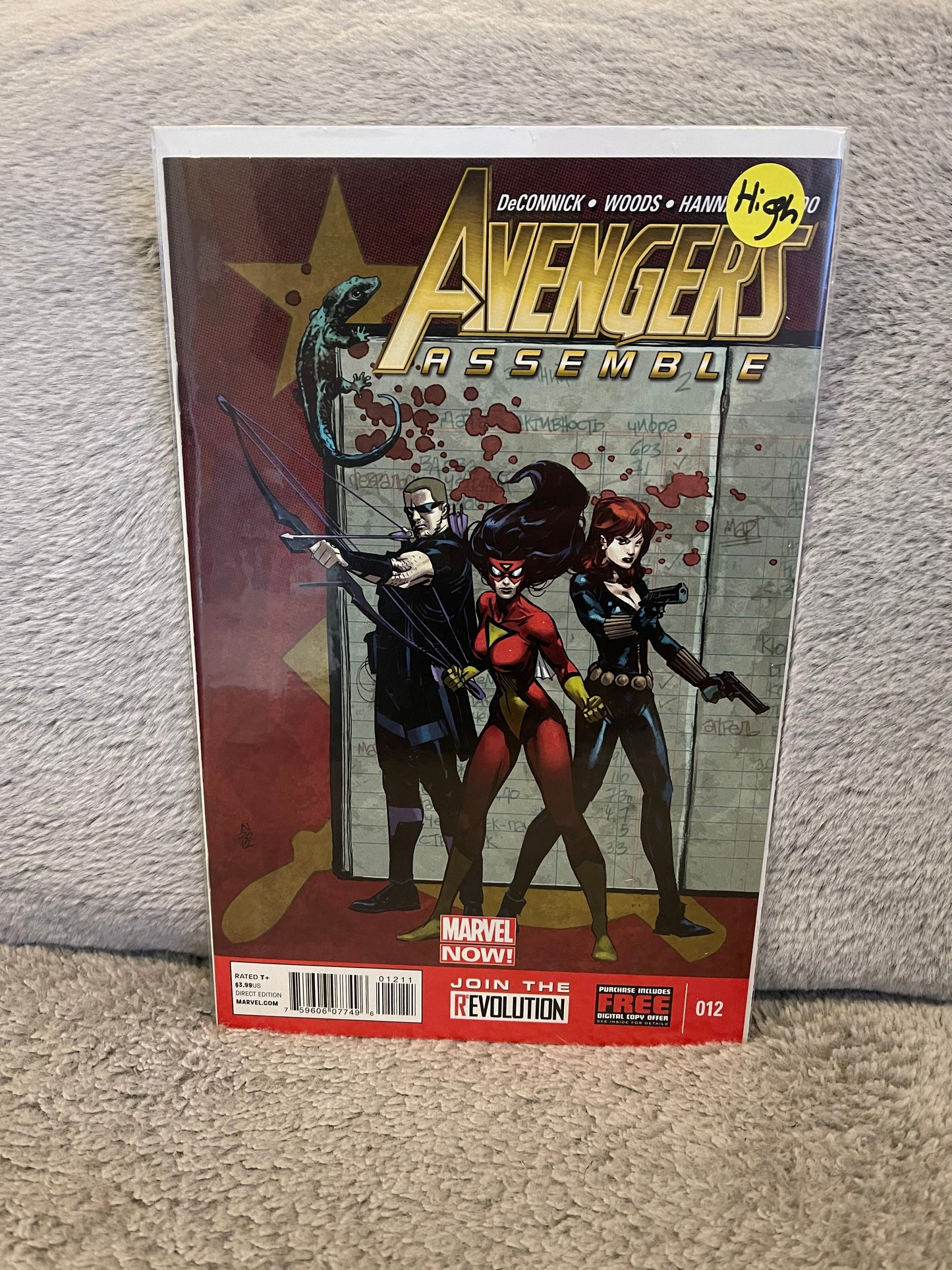 Avengers Assemble 12 (high grade) (2013)