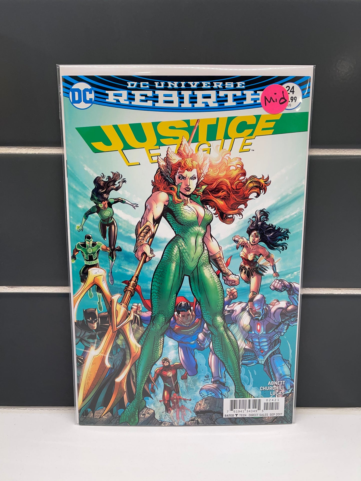 Justice League 24 Bradshaw Variant (2017)